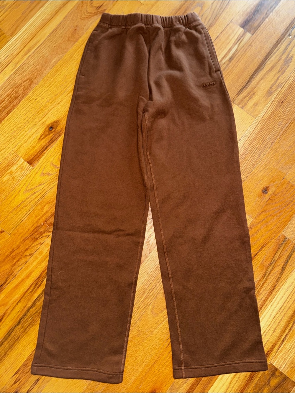 SKIMS Cotton Fleece Classic Straight Leg Sweatpants in Bison- Size XS